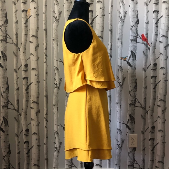 Gold Romper - Picture 3 of 7